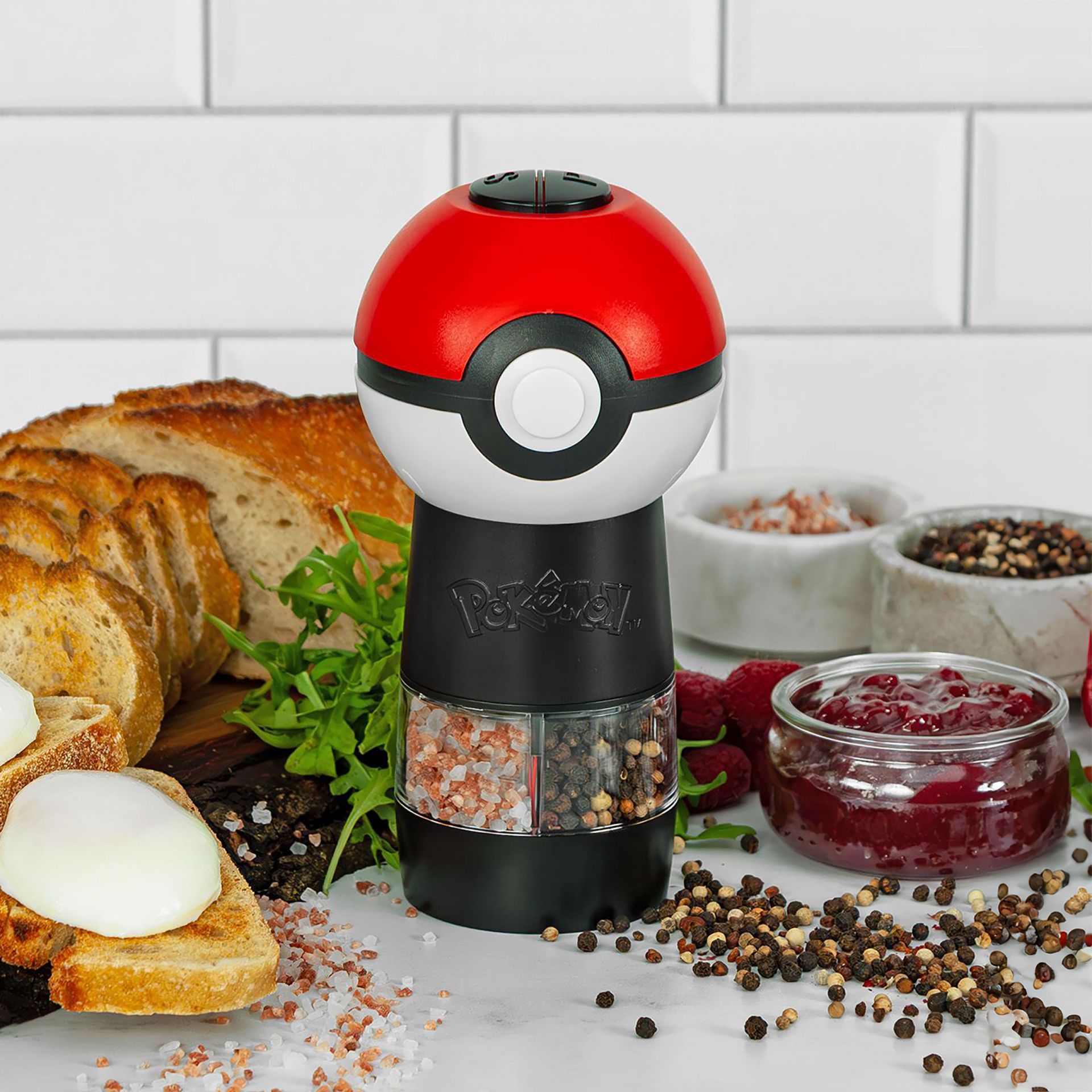 Pokémon Pokéball Elektrische Salz- und Pfeffermühle